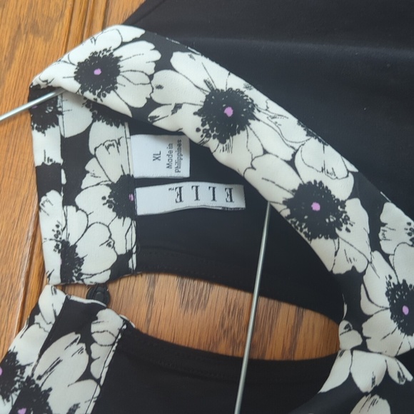 Elle Split Black Mock-Layer Collard Top Black Pink Floral Short Sleeve XL - Picture 4 of 10